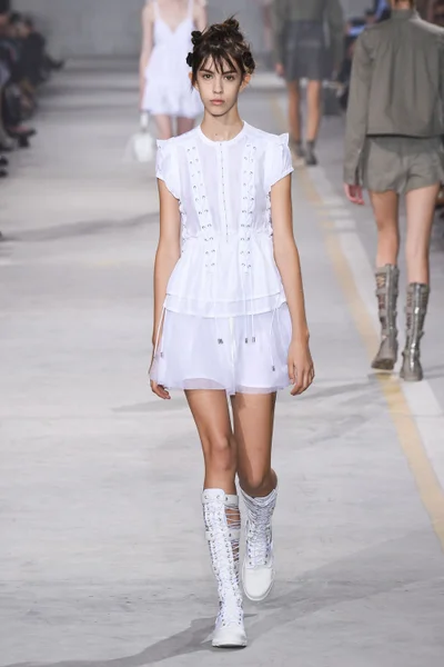 Look 31